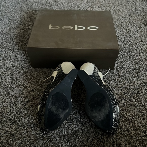 Size 8 Bebe Paula Black and white lace platform heels. Comes with box. - Picture 5 of 5